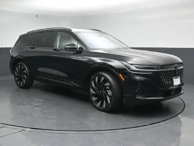 2026 Lincoln Nautilus - $60,895