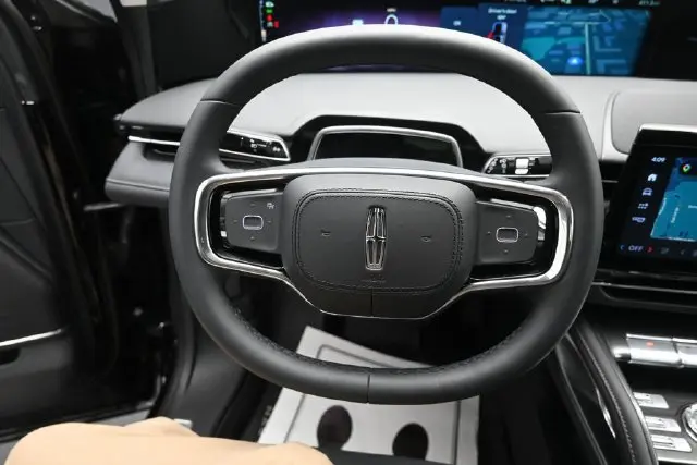 2026 Lincoln Nautilus - $60,895