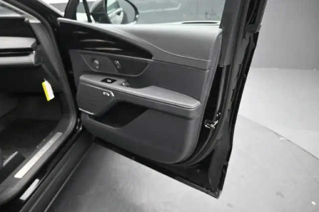2026 Lincoln Nautilus - $60,895