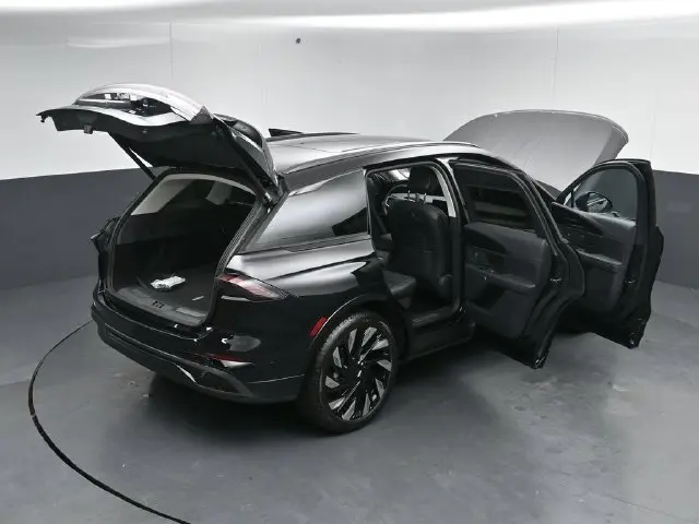 2026 Lincoln Nautilus - $60,895