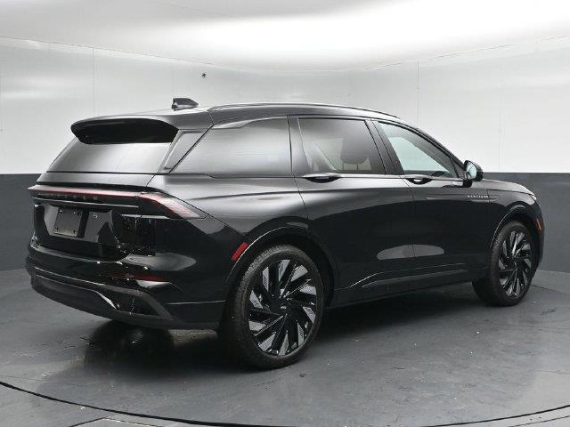 2026 Lincoln Nautilus - $59,895