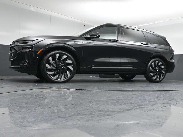 2026 Lincoln Nautilus - $59,895