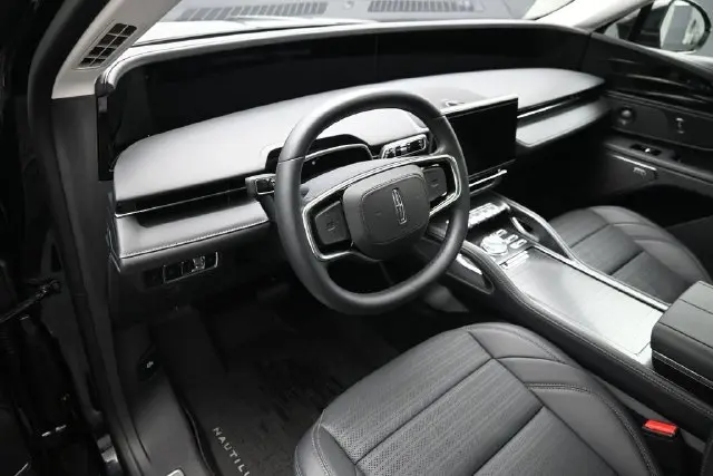 2026 Lincoln Nautilus - $59,895