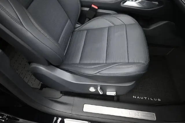 2026 Lincoln Nautilus - $59,895