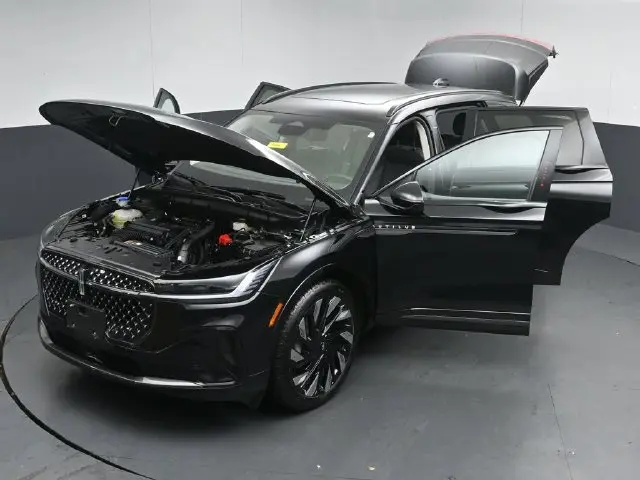 2026 Lincoln Nautilus - $59,895