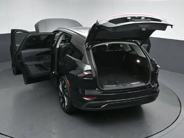 2026 Lincoln Nautilus - $59,895