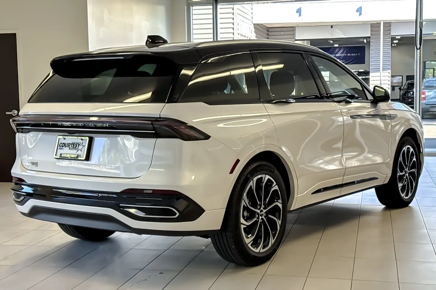 2026 Lincoln Nautilus - $61,516