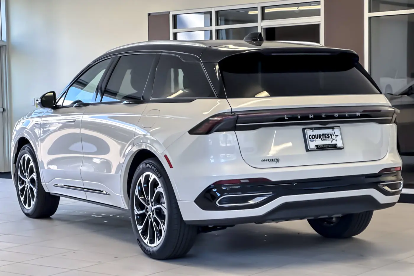 2026 Lincoln Nautilus - $61,516