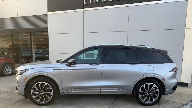 2024 Lincoln Nautilus Reserve