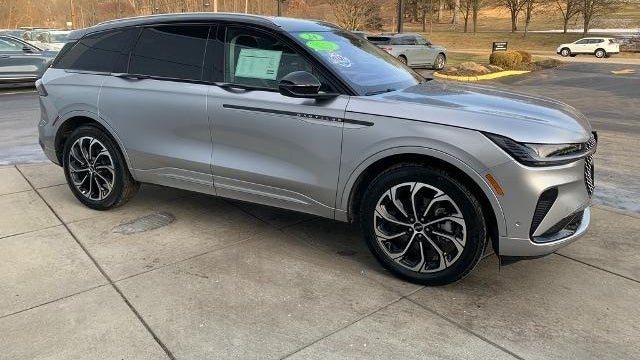 2024 Lincoln Nautilus Reserve
