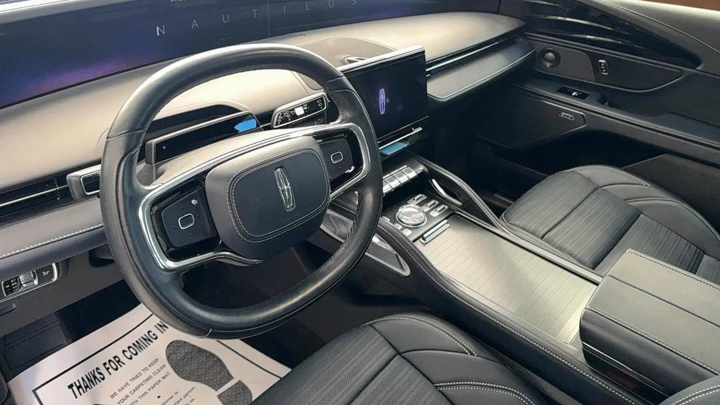 2024 Lincoln Nautilus Reserve