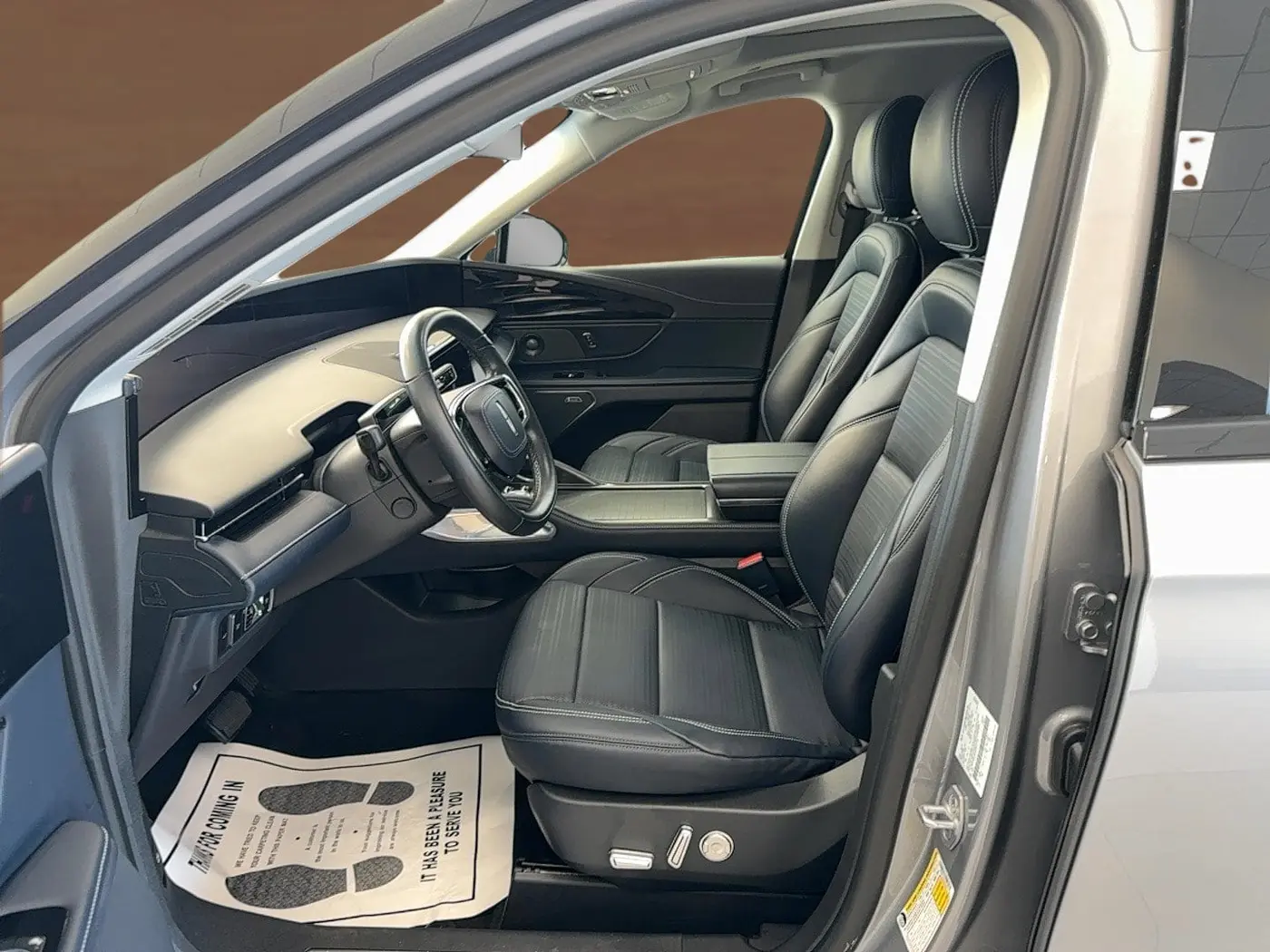 2024 Lincoln Nautilus - $49,895