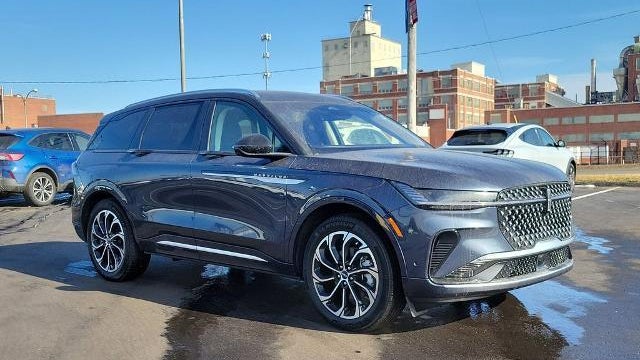 2024 Lincoln Nautilus Reserve