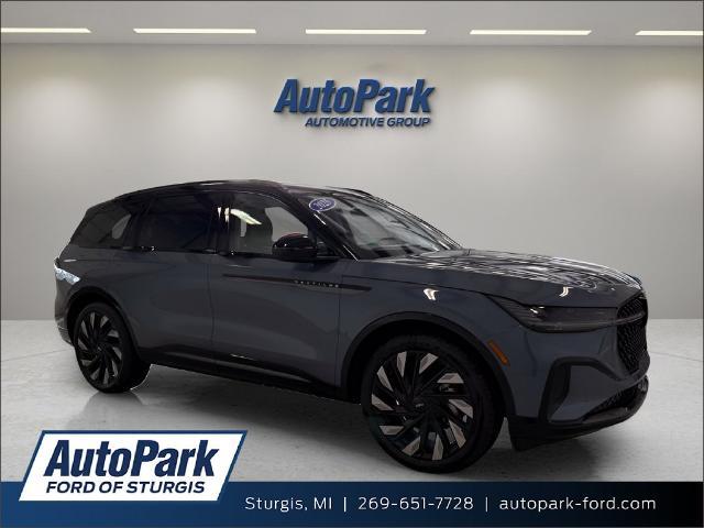 2025 Lincoln Nautilus - $59,995