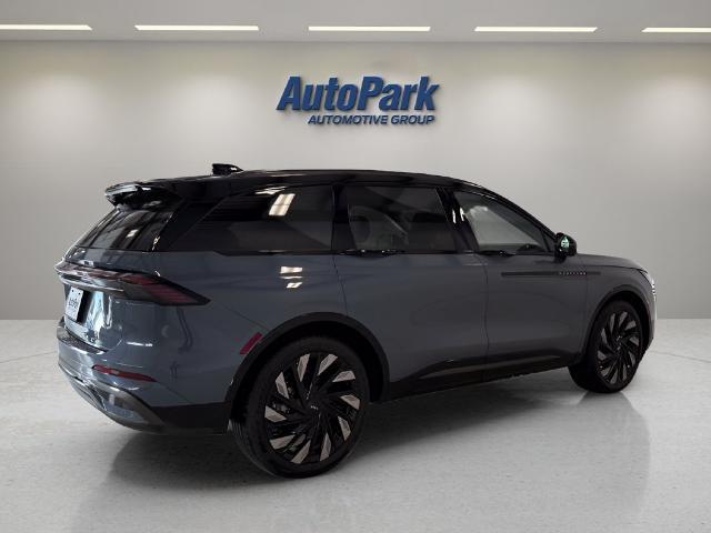 2025 Lincoln Nautilus - $59,995