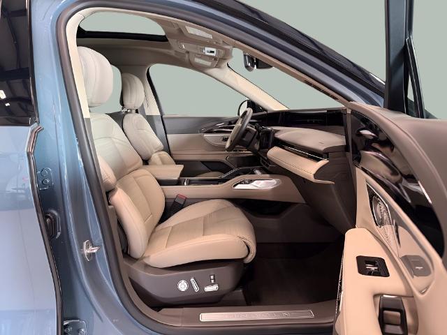 2025 Lincoln Nautilus - $59,995