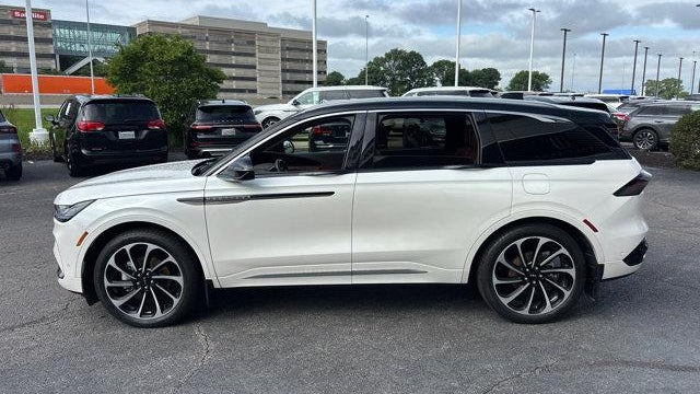 2024 Lincoln Nautilus Hybrid Black Label