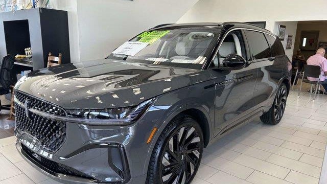 2026 Lincoln Nautilus Hybrid Black Label