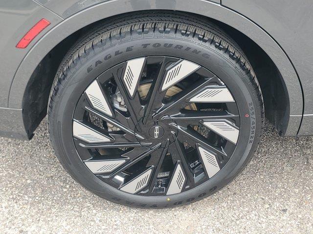 2024 Lincoln Nautilus - $52,995