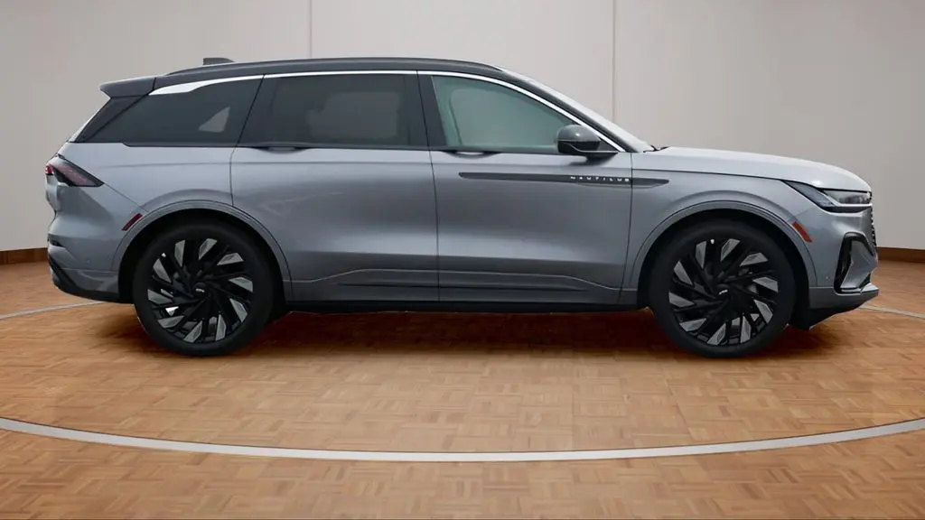 2024 Lincoln Nautilus Hybrid Black Label