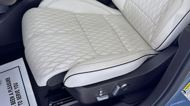 2025 Lincoln Nautilus Hybrid Black Label