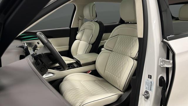 2025 Lincoln Nautilus Hybrid Black Label