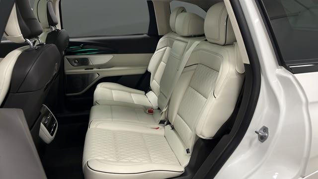 2025 Lincoln Nautilus Hybrid Black Label