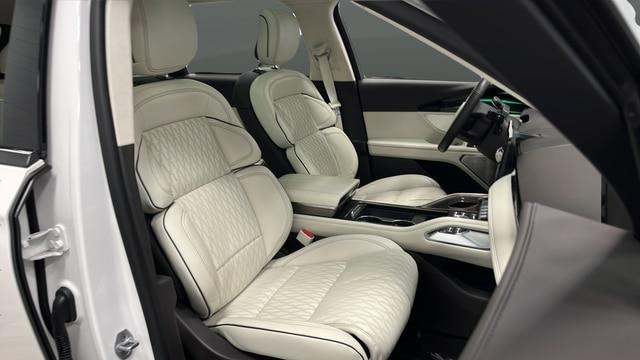2025 Lincoln Nautilus Hybrid Black Label