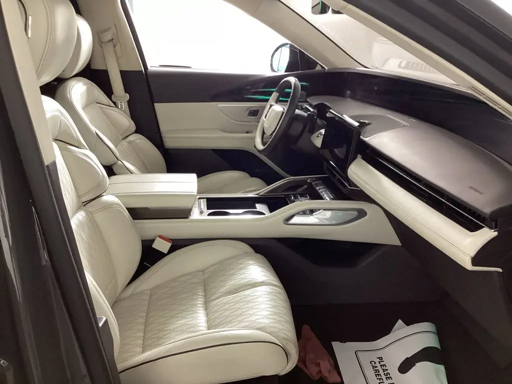 2024 Lincoln Nautilus - $53,284