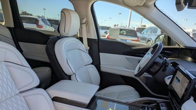 2025 Lincoln Nautilus Hybrid Black Label
