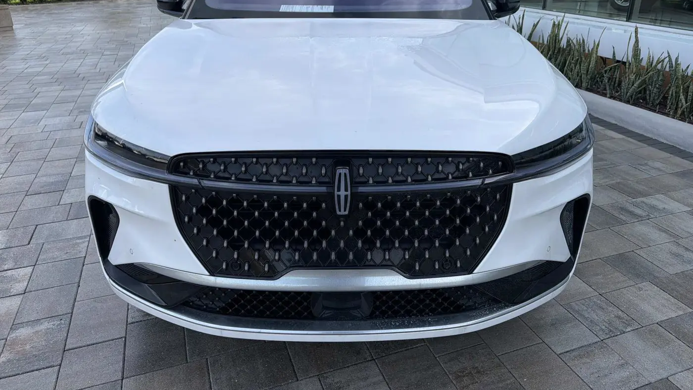 2024 Lincoln Nautilus Hybrid Black Label