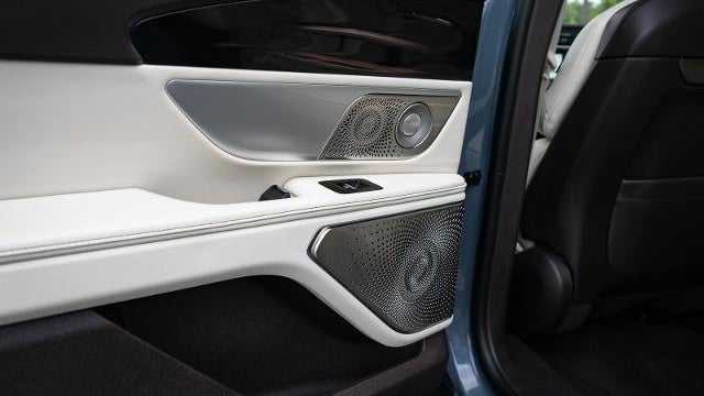 2025 Lincoln Nautilus Hybrid Black Label