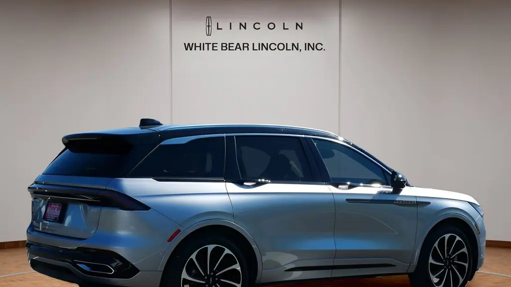 2025 Lincoln Nautilus Hybrid Black Label
