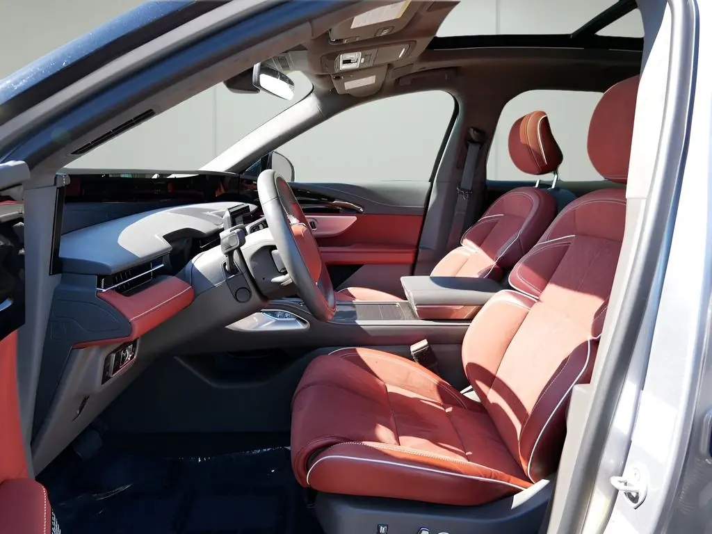 2025 Lincoln Nautilus - $67,347
