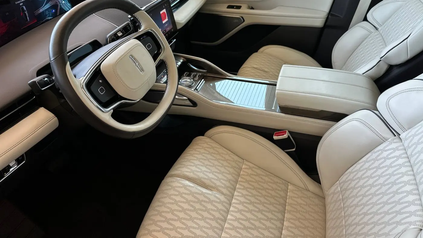 2024 Lincoln Nautilus Black Label