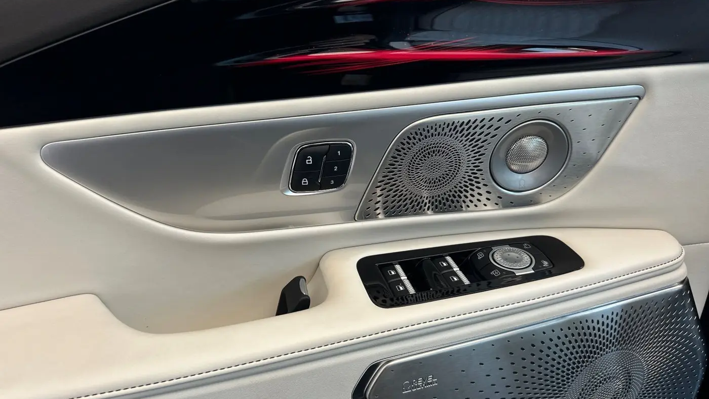 2024 Lincoln Nautilus Black Label