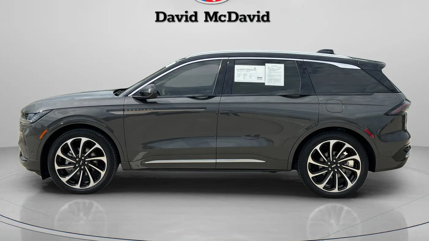 2024 Lincoln Nautilus Black Label