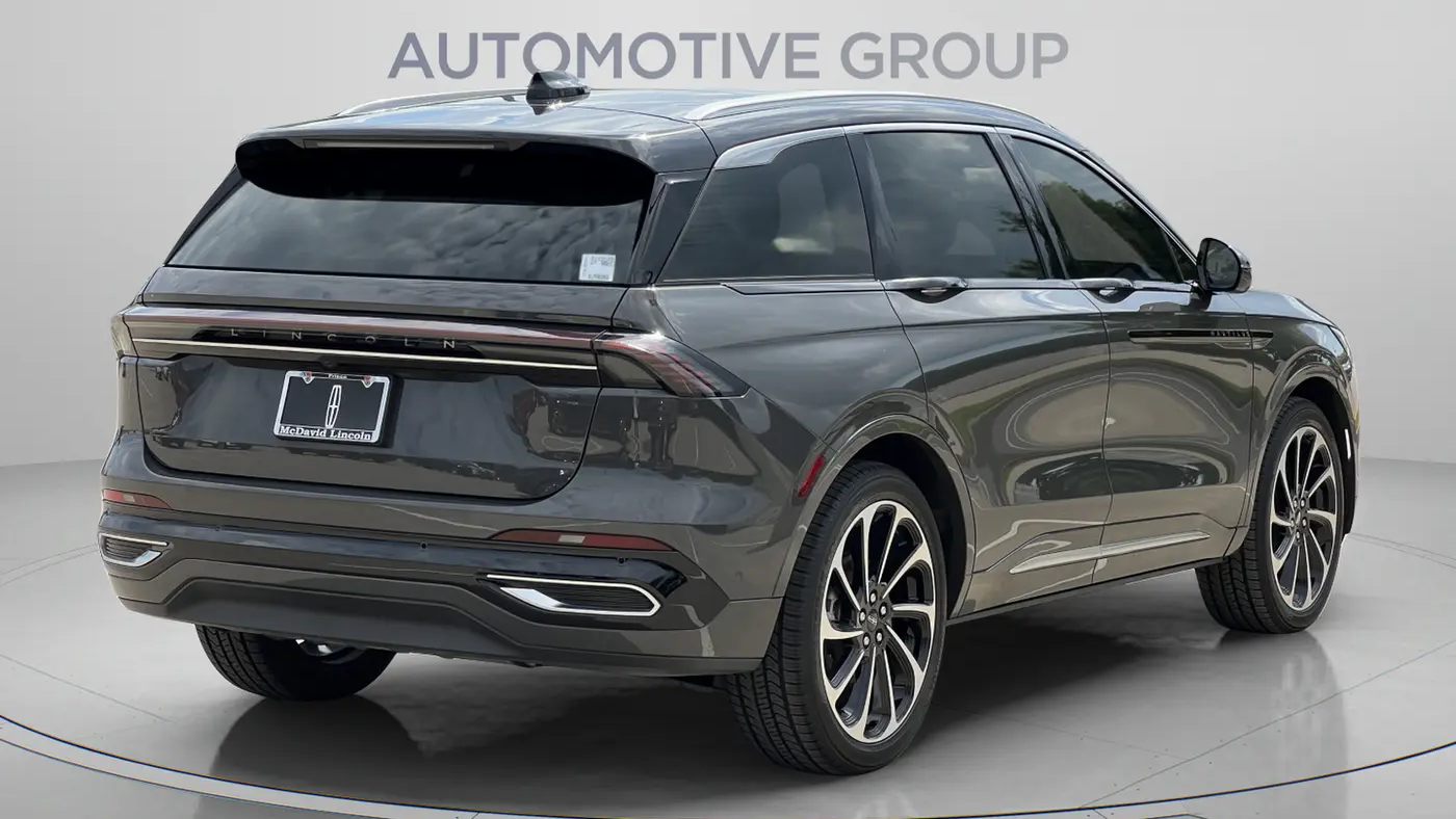 2024 Lincoln Nautilus Black Label