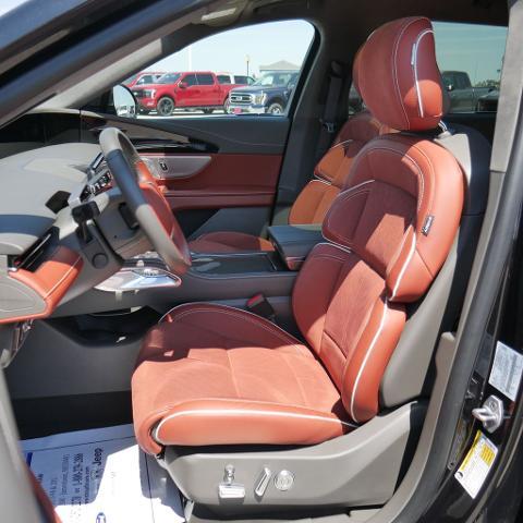 2025 Lincoln Nautilus - $68,499