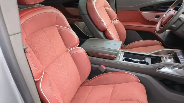2024 Lincoln Nautilus Black Label