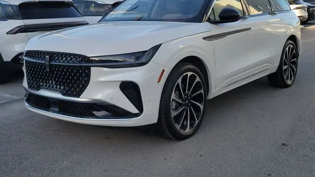 2024 Lincoln Nautilus Black Label
