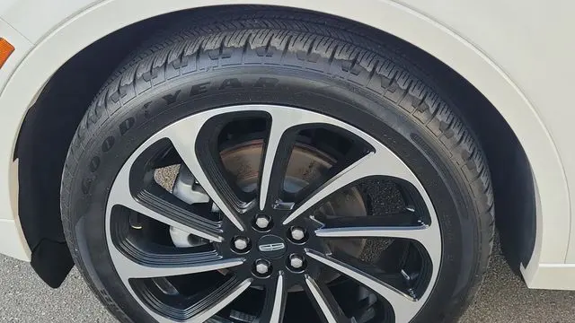 2024 Lincoln Nautilus Black Label