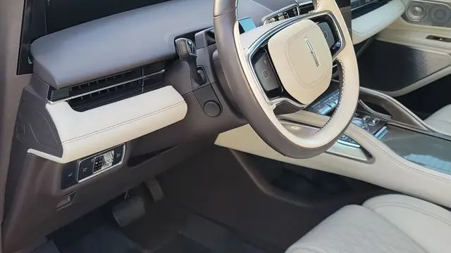 2024 Lincoln Nautilus Black Label