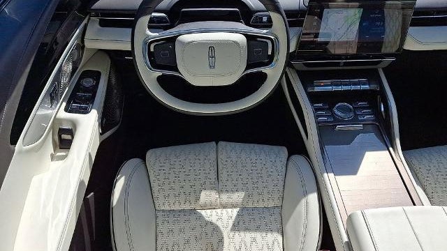 2025 Lincoln Nautilus Black Label