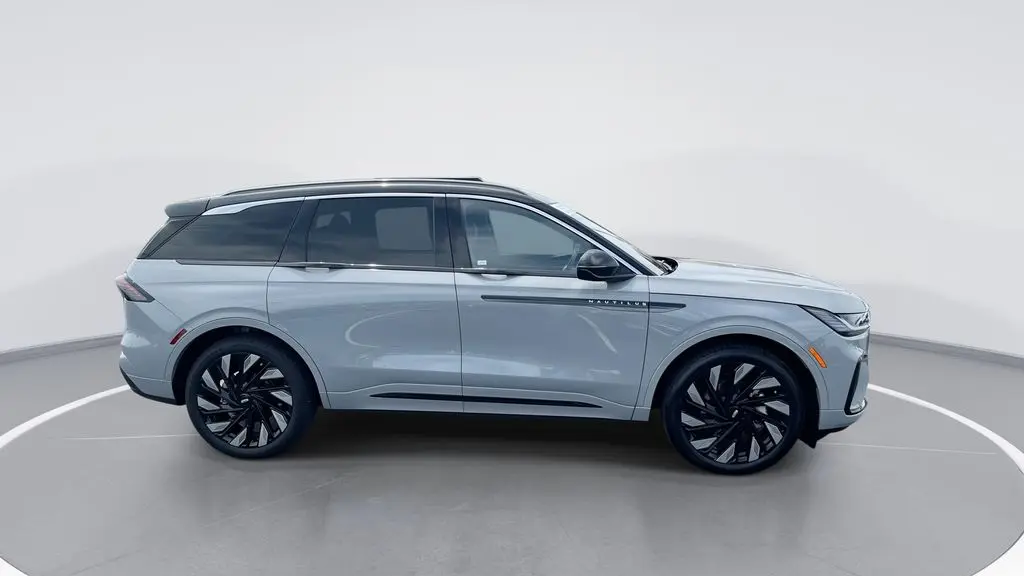 2026 Lincoln Nautilus Black Label