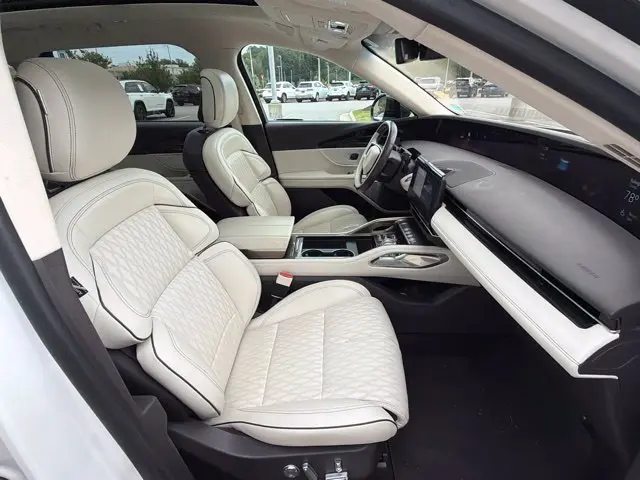 2024 Lincoln Nautilus - $51,902