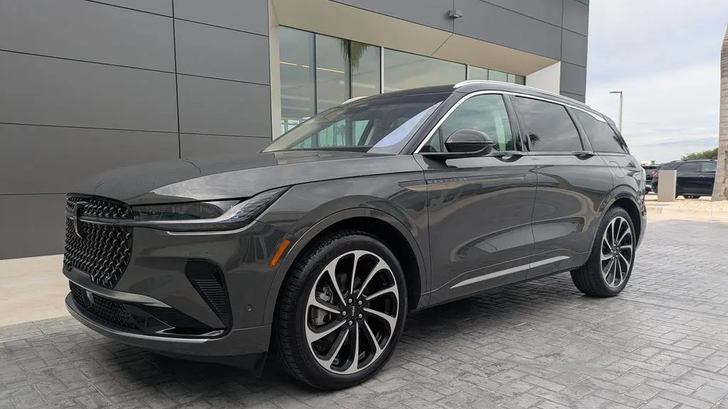 2024 Lincoln Nautilus Black Label