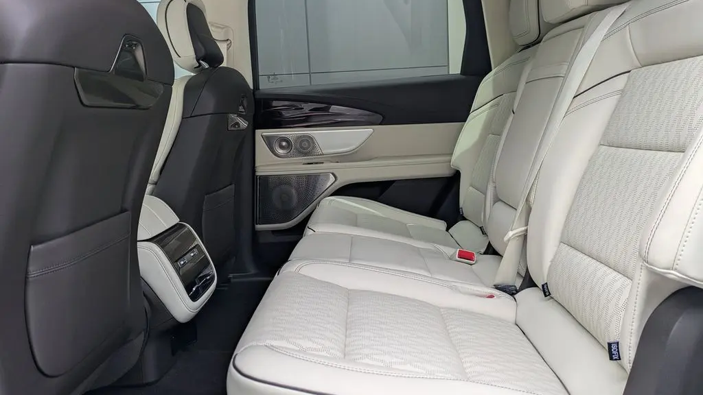 2024 Lincoln Nautilus Black Label