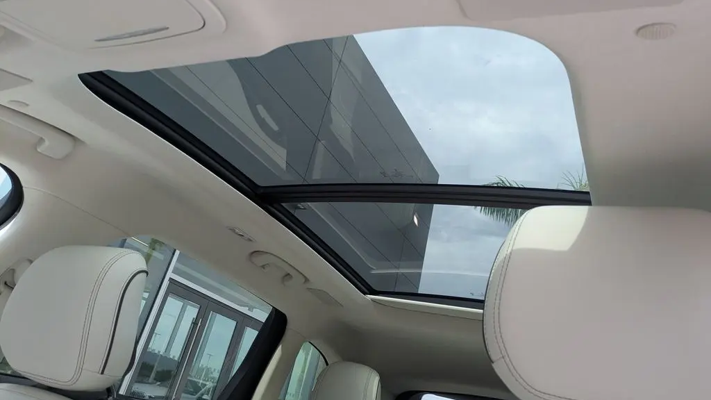2024 Lincoln Nautilus Black Label