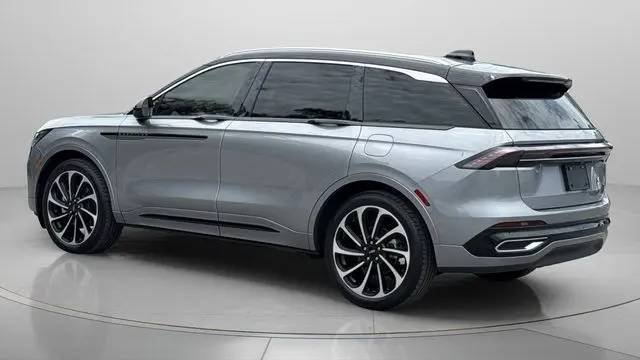 2025 Lincoln Nautilus Black Label